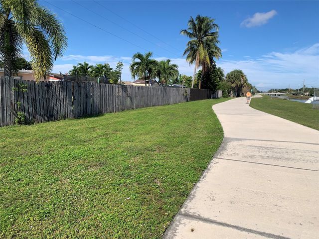 3048 NW 113th Ave, Sunrise, FL 33323