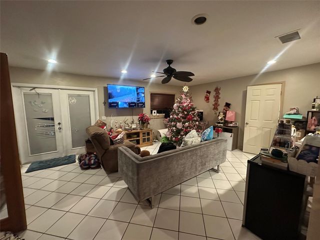 3048 NW 113th Ave, Sunrise, FL 33323