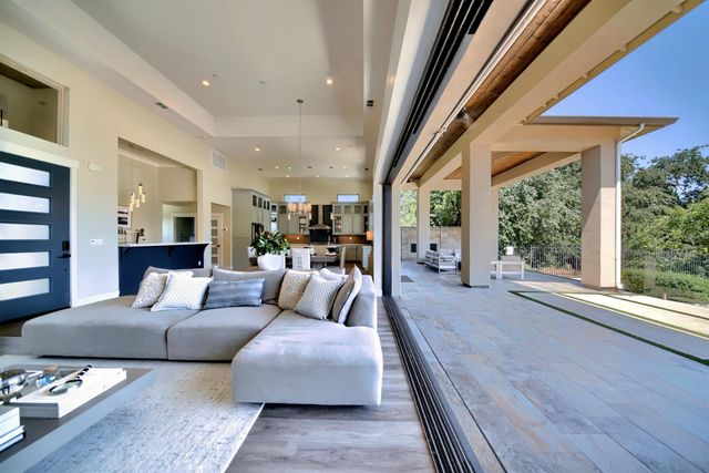 3121 Golf Links Rd, Ceres, CA 95307