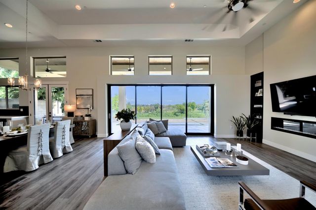 3121 Golf Links Rd, Ceres, CA 95307