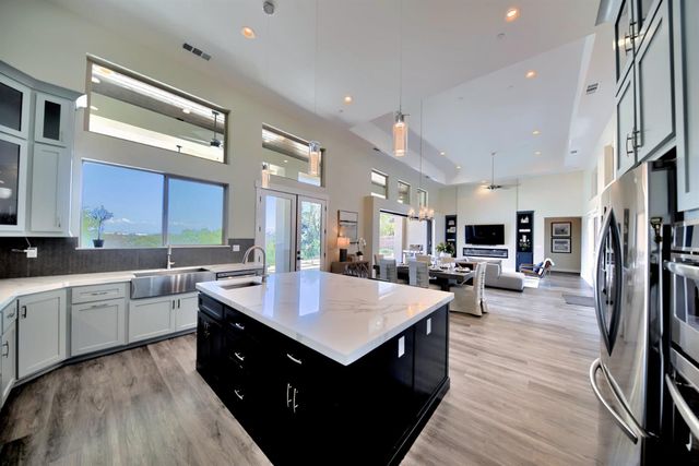 3121 Golf Links Rd, Ceres, CA 95307