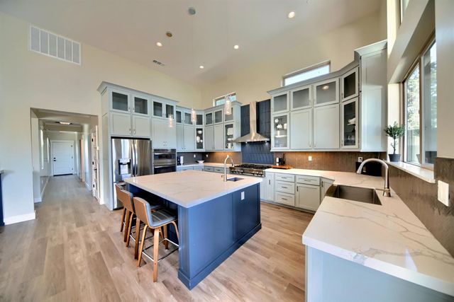 3121 Golf Links Rd, Ceres, CA 95307