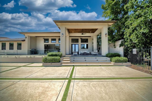 3121 Golf Links Rd, Ceres, CA 95307