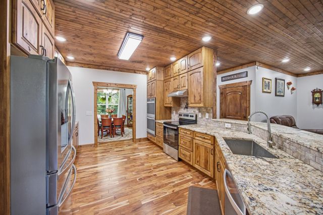 430 Gray Creek Road, Graysville, TN 37338