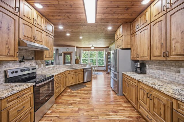 430 Gray Creek Road, Graysville, TN 37338
