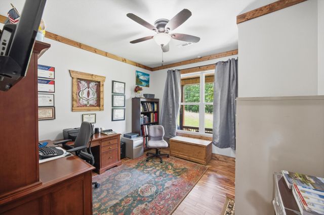 430 Gray Creek Road, Graysville, TN 37338