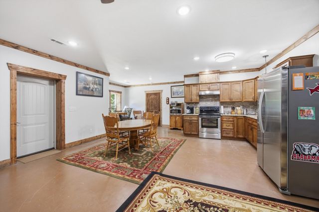 430 Gray Creek Road, Graysville, TN 37338