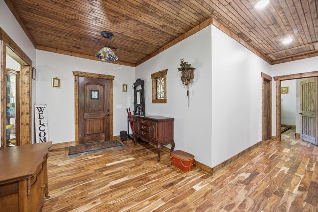 430 Gray Creek Road, Graysville, TN 37338