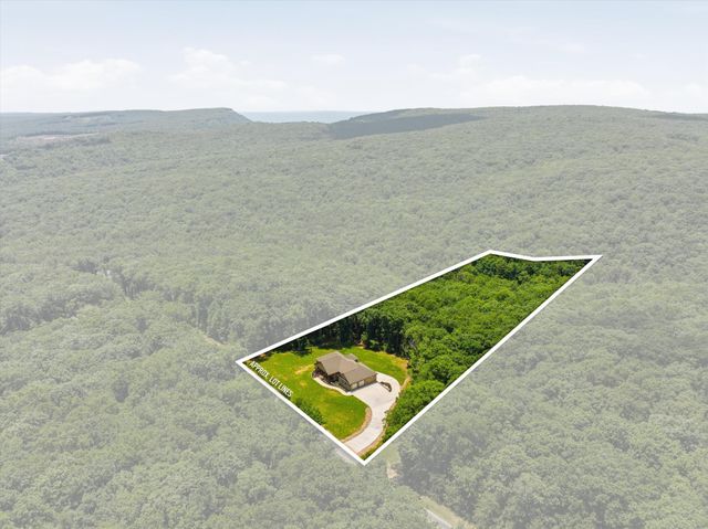 430 Gray Creek Road, Graysville, TN 37338