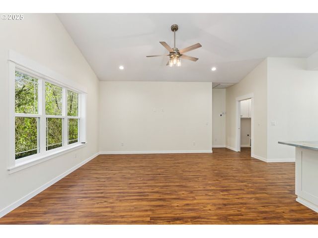 1241 LIGHTHOUSE Ln, Brookings, OR 97415