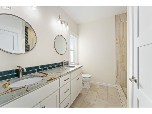 1241 LIGHTHOUSE Ln, Brookings, OR 97415