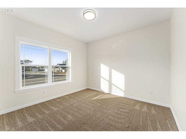 1241 LIGHTHOUSE Ln, Brookings, OR 97415