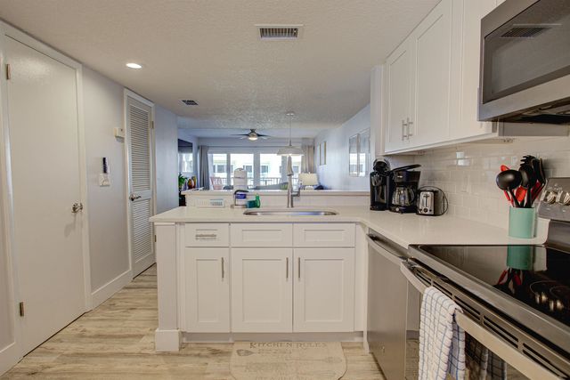 390 A1A Beach Blvd 43, St Augustine Beach, FL 32080