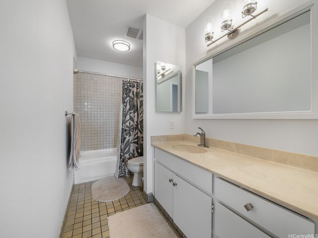 46-054 Puulena Street 926, Kaneohe, HI 96744