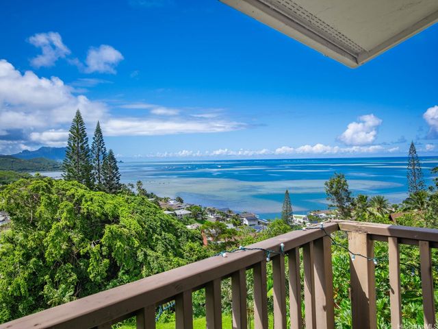 46-054 Puulena Street 926, Kaneohe, HI 96744