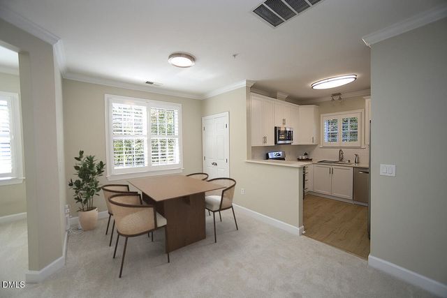 100 Northbrook Drive 207, Raleigh, NC 27609