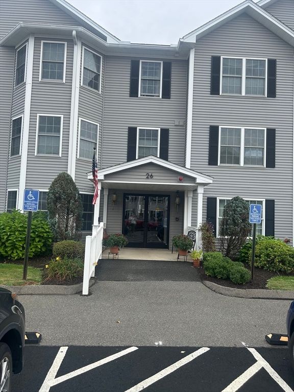 26 Greenleaves Drive 620, Amherst, MA 01002