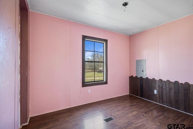 11867 Cherokee Way, Lindale, TX 75771