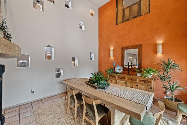 2118 Cedar Street, Bakersfield, CA 93301