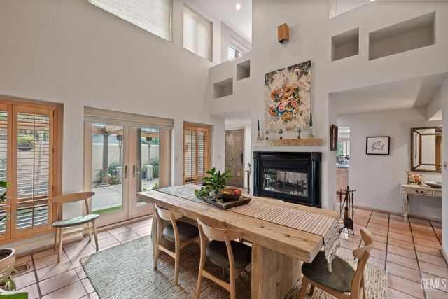 2118 Cedar Street, Bakersfield, CA 93301