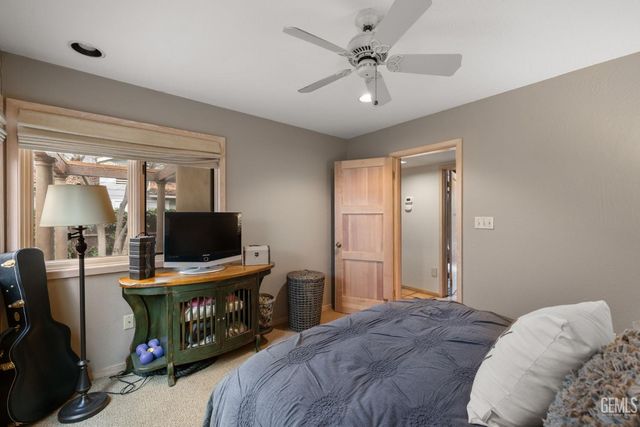 2118 Cedar Street, Bakersfield, CA 93301