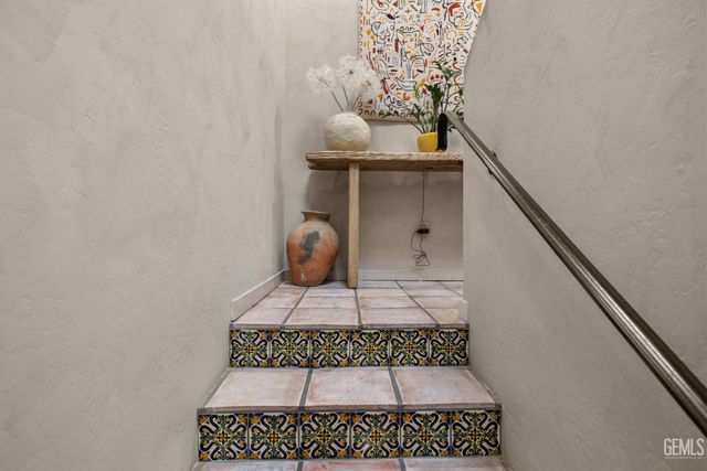 2118 Cedar Street, Bakersfield, CA 93301