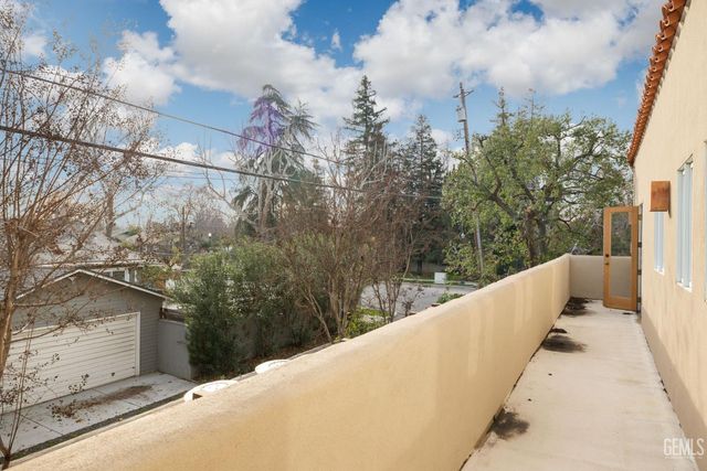 2118 Cedar Street, Bakersfield, CA 93301