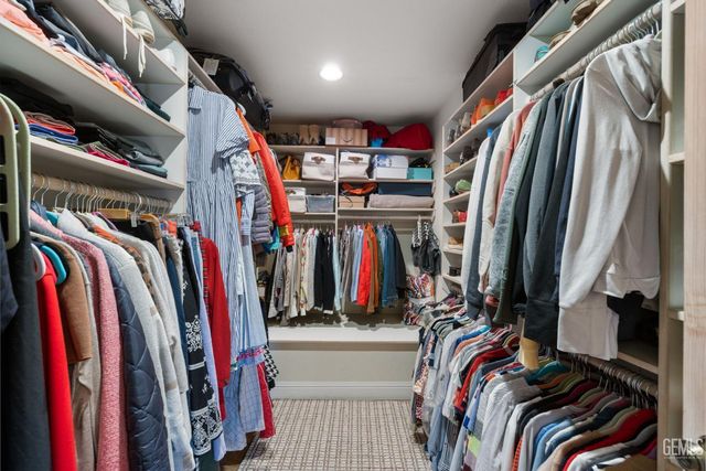 2118 Cedar Street, Bakersfield, CA 93301