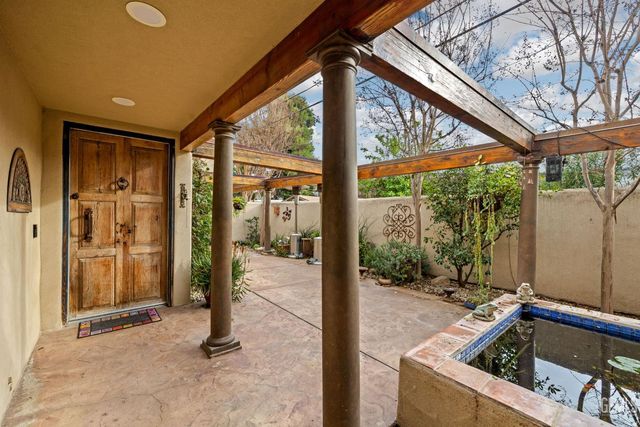 2118 Cedar Street, Bakersfield, CA 93301