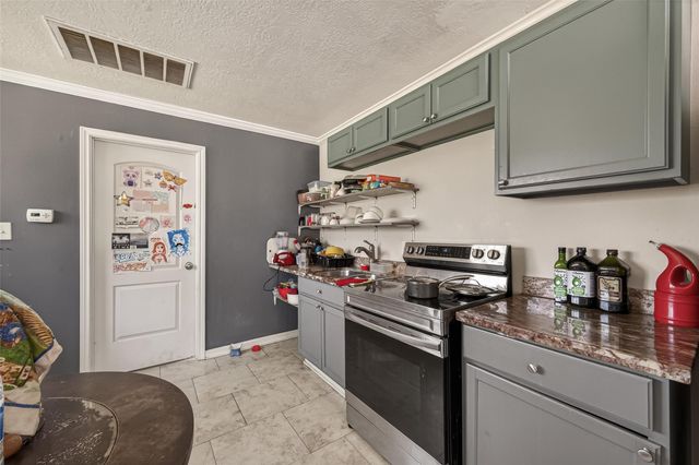 24414 Pine Canyon Drive, Spring, TX 77380