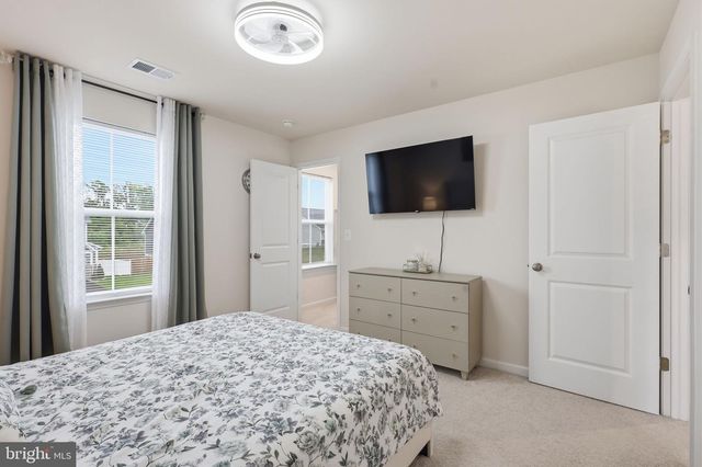 612 PLAINVIEW DR, Fredericksburg, VA 22405