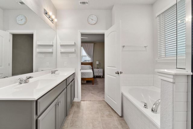 1008 Testoa CV, Hutto, TX 78634