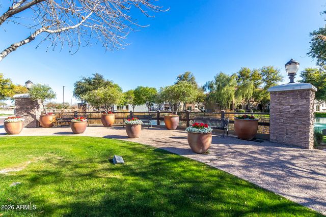 2730 S PEWTER Drive 103, Gilbert, AZ 85295