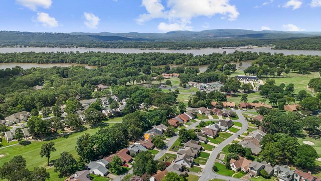 22 Birdie Loop, Maumelle, AR 72113