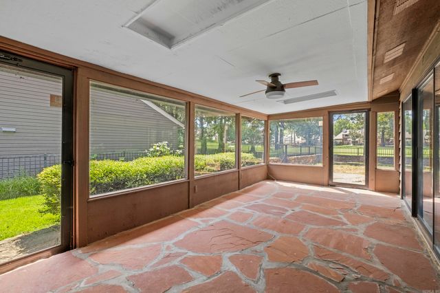 22 Birdie Loop, Maumelle, AR 72113