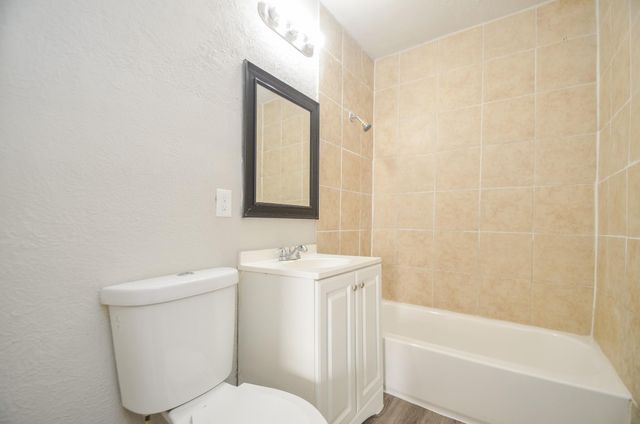 217 Owens Street, Houston, TX 77029