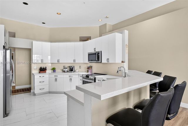 17711 SW 81st Court, Palmetto Bay, FL 33157