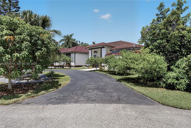 17711 SW 81st Court, Palmetto Bay, FL 33157