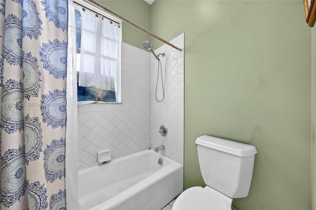 17711 SW 81st Court, Palmetto Bay, FL 33157