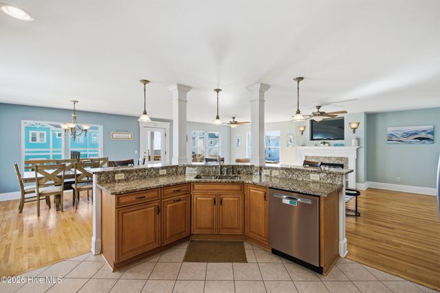 1705 Carolina Beach Avenue N B, Carolina Beach, NC 28428