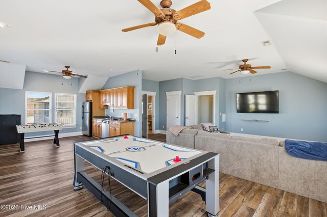 1705 Carolina Beach Avenue N B, Carolina Beach, NC 28428