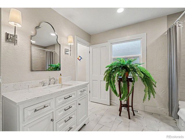 545 E 5th Street, Loveland, CO 80537