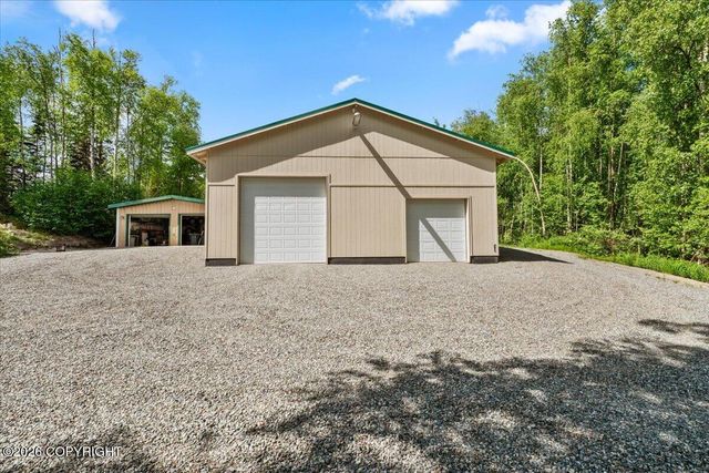 5298 S Katie Way, Big Lake, AK 99652