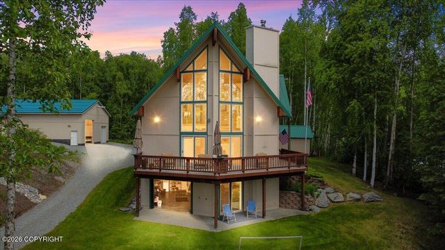 5298 S Katie Way, Big Lake, AK 99652