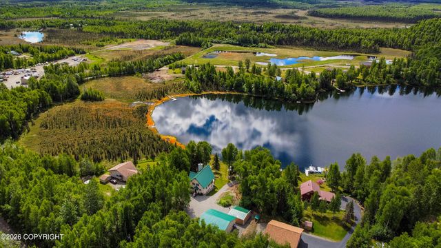5298 S Katie Way, Big Lake, AK 99652