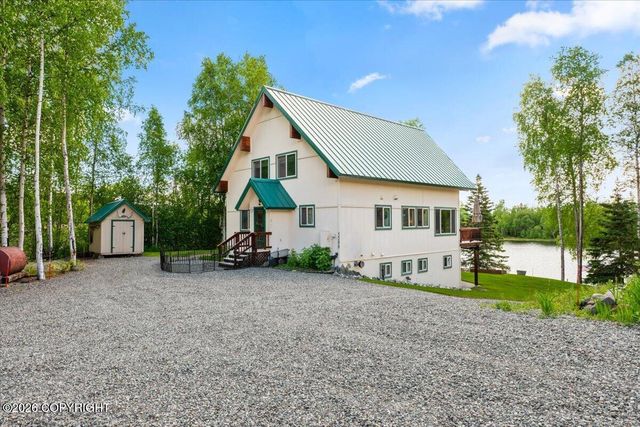 5298 S Katie Way, Big Lake, AK 99652