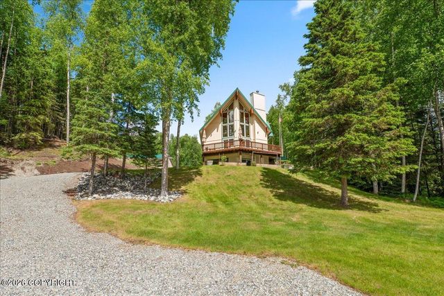 5298 S Katie Way, Big Lake, AK 99652