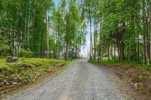 5298 S Katie Way, Big Lake, AK 99652