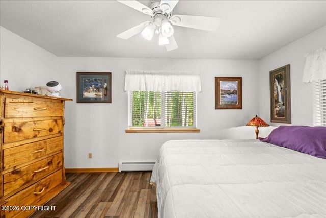 5298 S Katie Way, Big Lake, AK 99652