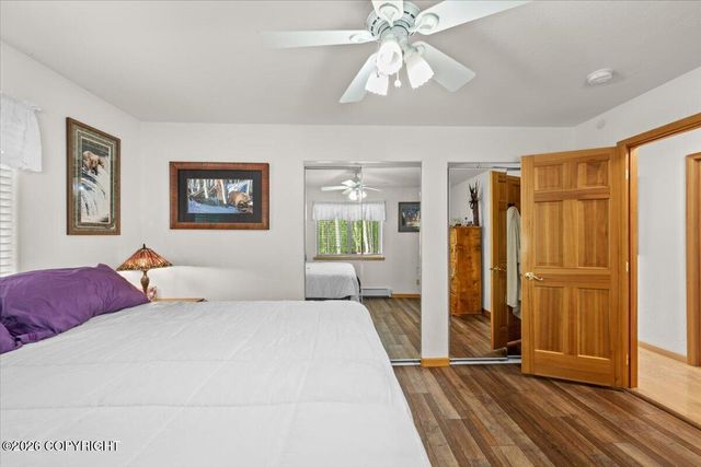 5298 S Katie Way, Big Lake, AK 99652